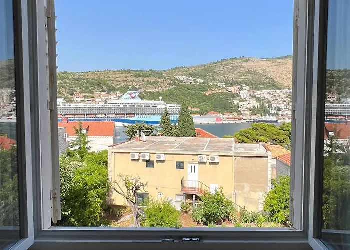 Bava דוברובניק