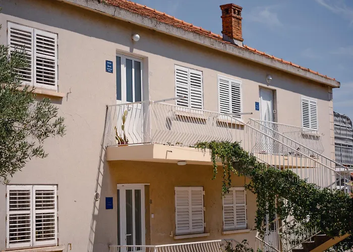 Bava * דוברובניק